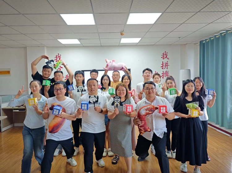 “淡季不淡，旺季更旺”：青島伊盛泰數(shù)控設(shè)備有限公司七月啟動(dòng)會(huì)工作匯報(bào)